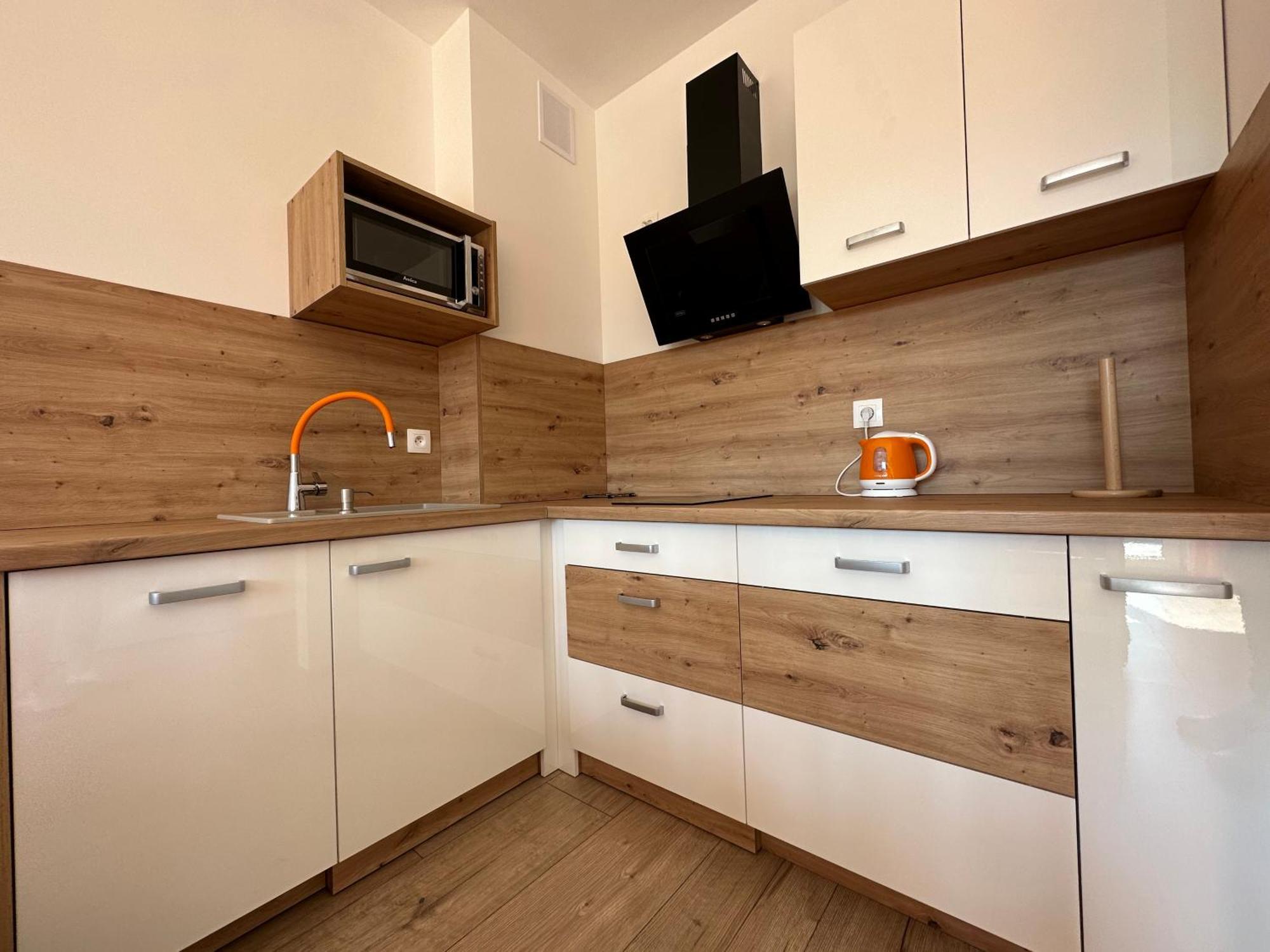 Kolorowe Cieplice - Apartamenty Z Widokiem Na Karkonosze Jelenia Gora Ngoại thất bức ảnh